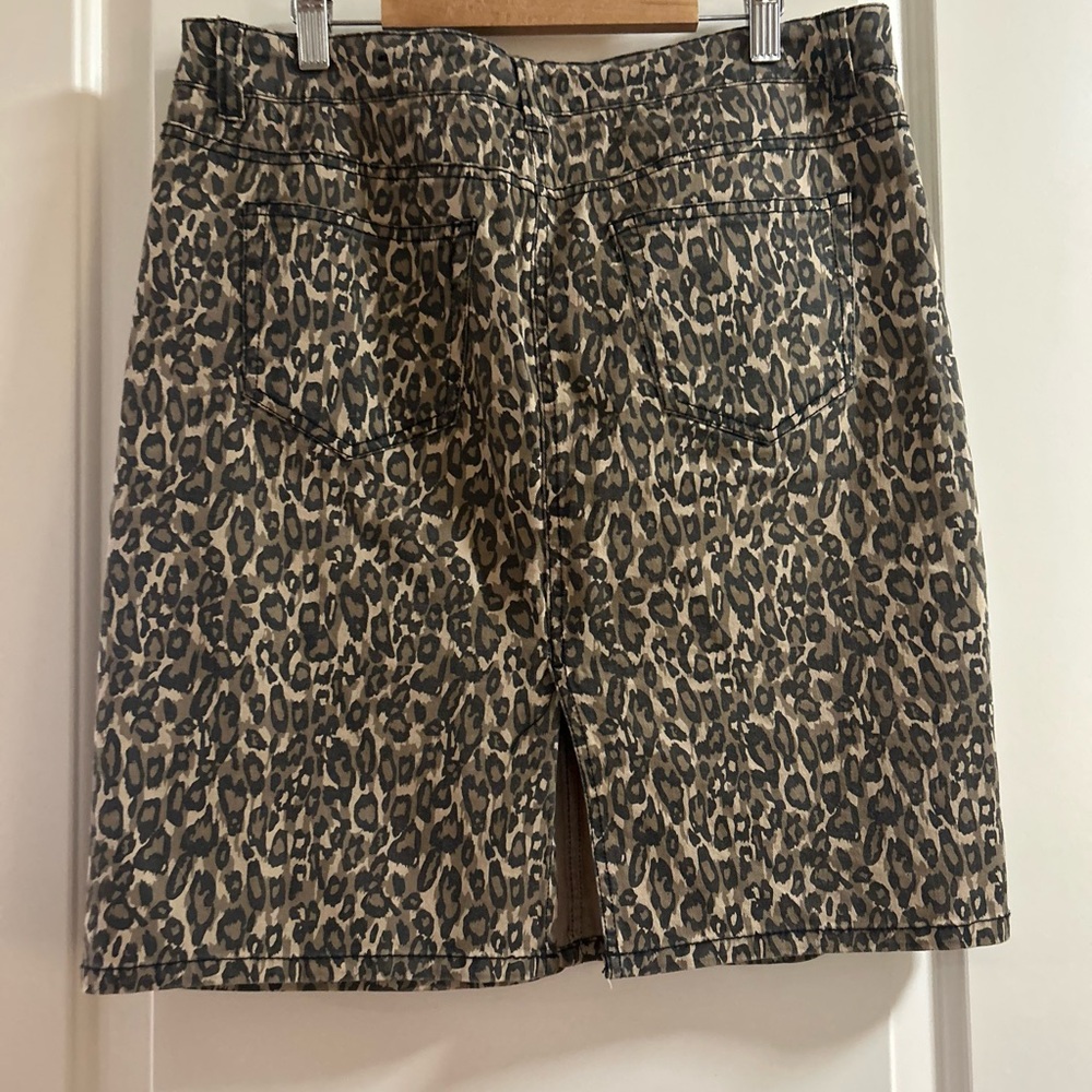 d. jeans Leopard Print Mini Skirt - Picture 4 of 11